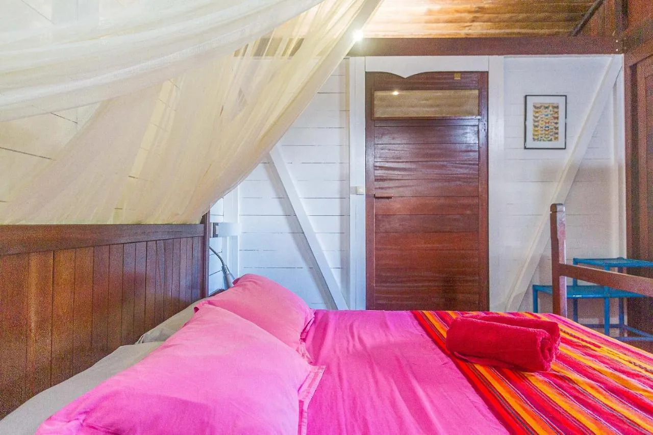 Piton Bungalows Deshaies Guadeloupe