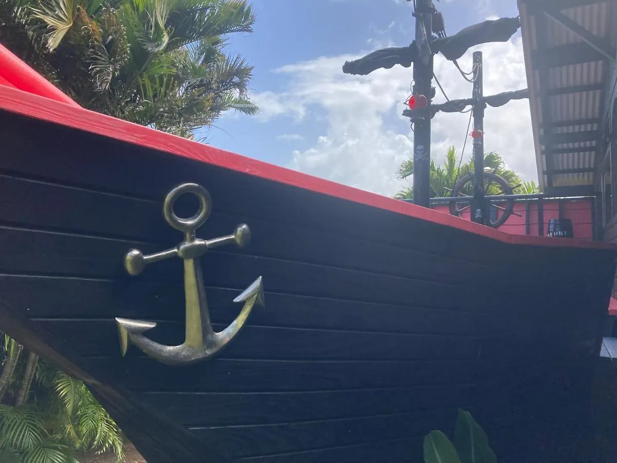 Piton Bungalows Deshaies Guadeloupe
