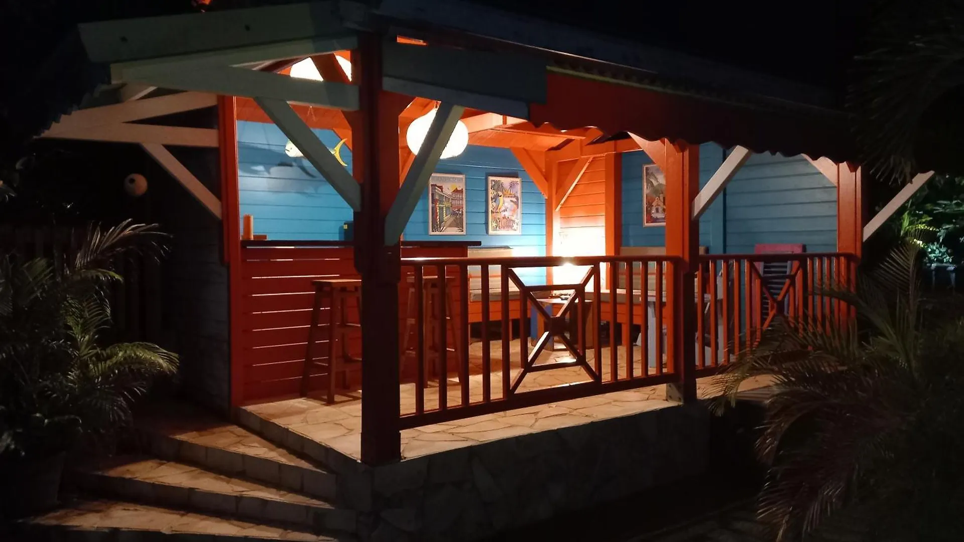 Piton Bungalows Deshaies Guadeloupe